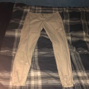 Slim straight men’s Light khakis